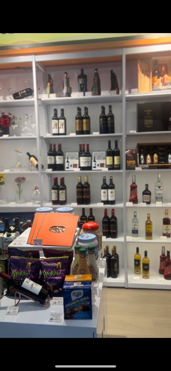 Clairecccck's tweet photo. You can find anything you need at a decent price inYiwu International Trade City! #Yiwu #Zhejiang #China #trade #international #little #Commodities https://t.co/34gJCN1x4p