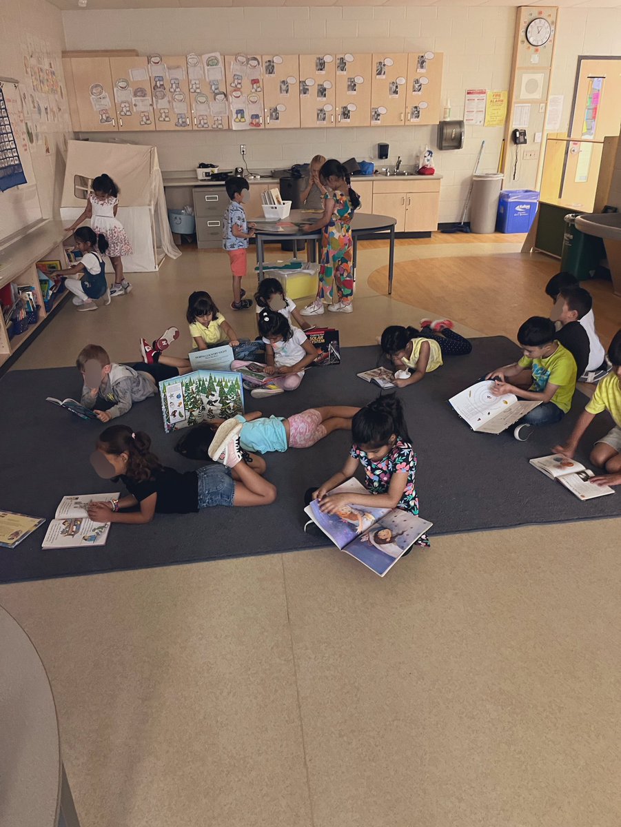 We had some of our first successful DEAR quiet reading times this week. We are building reading stamina and using different strategies to understand what we are reading, like doing picture walks and looking for words we know 📖