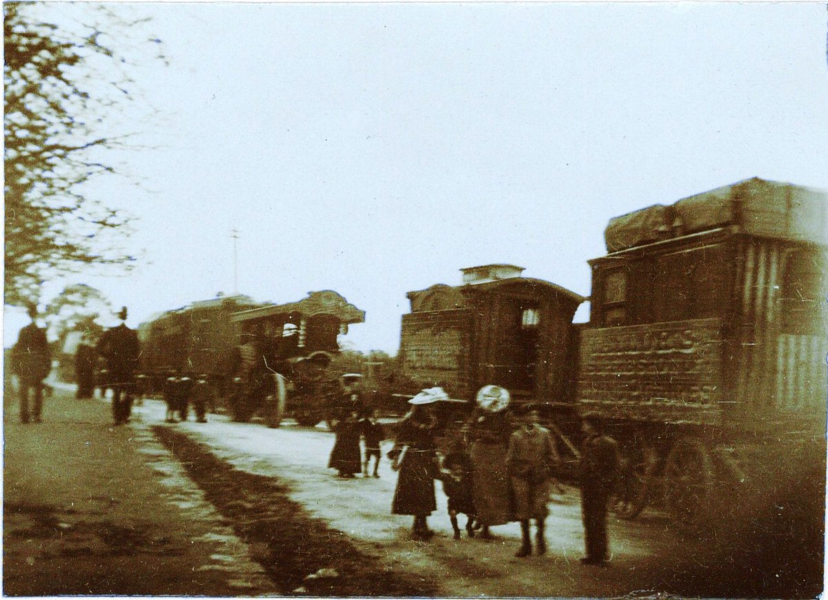 AbingdonMuseum's tweet photo. An old photograph showing the 'Run-In' fairground wagons in preparation of the #Abingdon #Michaelmas #Fair in 1890.

The Michaelmas Fair will arrive in Abingdon tomorrow, Sunday 8th October, and preparations will begin in the afternoon with the Fair Service starting at 7pm. https://t.co/Hli8Tt9qRK