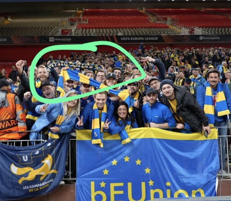 DarthSquig's tweet photo. @bEUnion_rusg I was also at #Anfield with @bEUnion_rusg , here‘s a pic with my scarf marked 😅 #LIVUSG #RUSG #bEUnion #awaydaysarethebestdays https://t.co/FhtAiVls1k