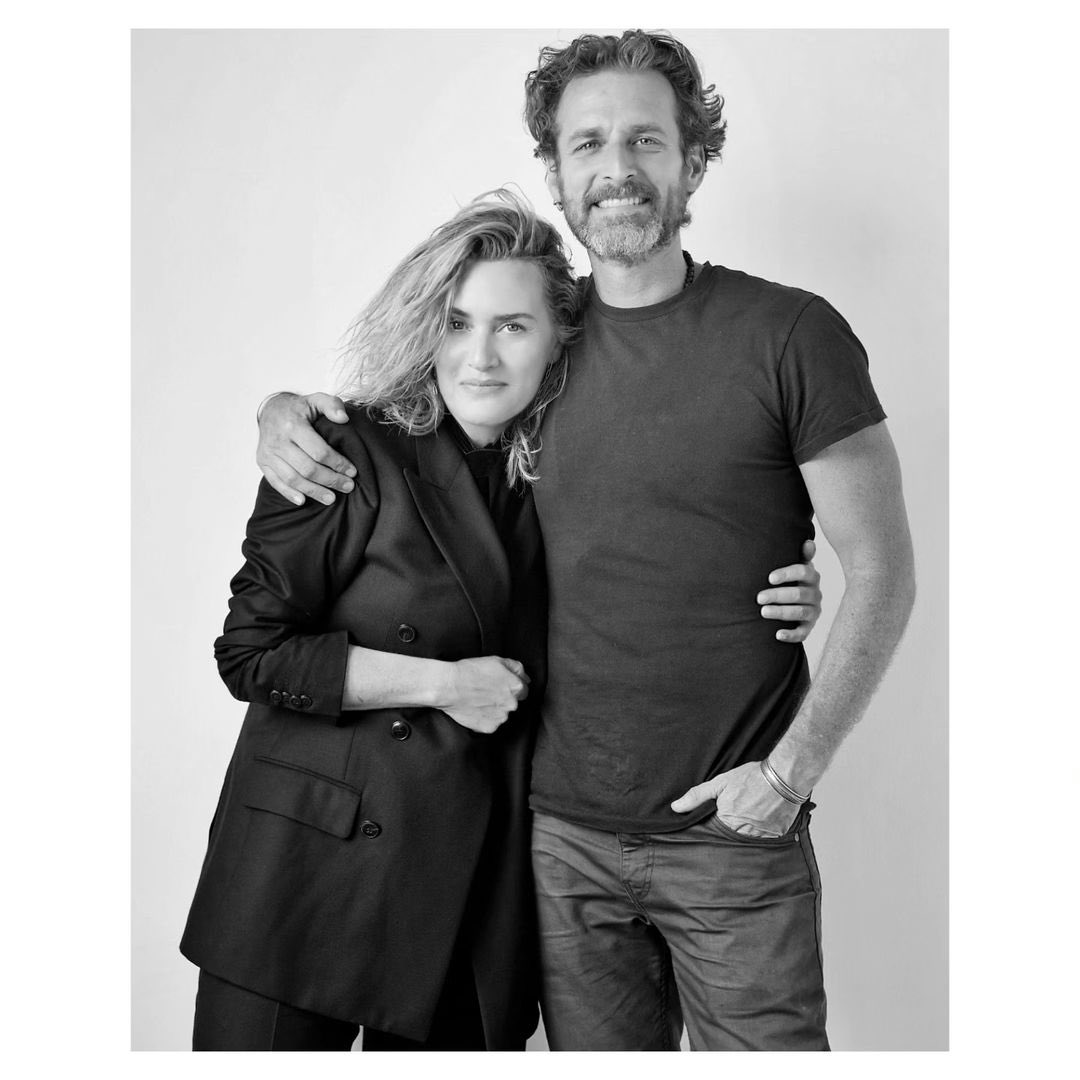 KateWinsletFR's tweet photo. 📸 | Kate Winslet et Alexi Lubomirski par @alexilubo via Instagram. 🖤 #katewinslet https://t.co/fJynHjT0lr