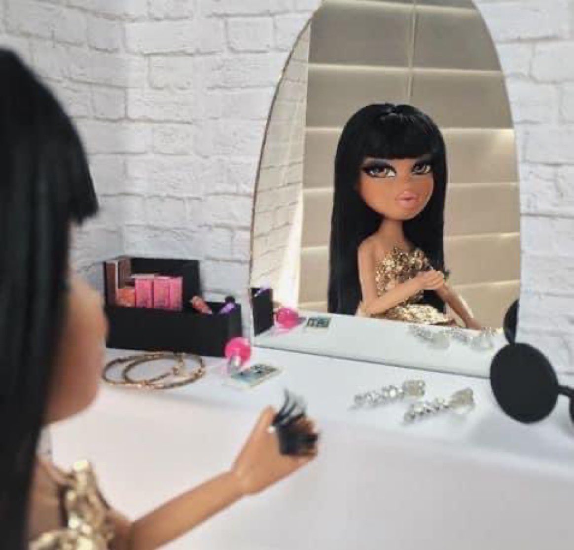 Unfortunately I’m just gonna get prettier &amp; prettier