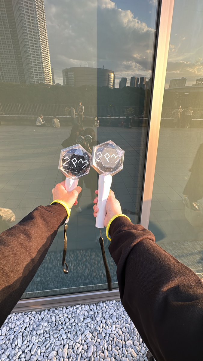 Def_wang_'s tweet photo. 2PM ではしゃぎすぎて喉おわた^_^
明日もあるのにwwww https://t.co/FekZPoncCE