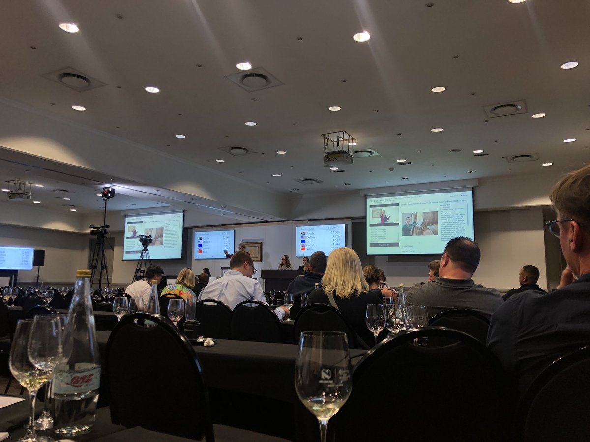 TsepangMolisana's tweet photo. @MullineuxWines @Franschhoek_SA @CapeWinemakersG Wow! @MullineuxWines Leeu Passant Franschoek The Hillside Cabernet Franc fetching R80,000 for a lot!
And @Beaumontwines Hope Single Vineyard Chenin Blanc sold at R22,000
@CapeWinemakersG
#CWGAuction
#MullineuxWines
#BeaumontWines https://t.co/iwFCtwu2Sr
