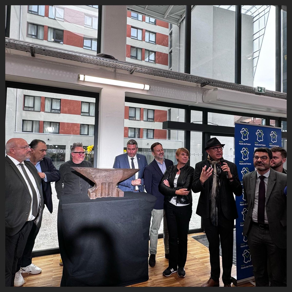 HilaireMulton's tweet photo. Inauguration ce jeudi  d' @artfxschool dédiée aux métiers d'avenir du cinéma, de la 3D, des effets spéciaux. Un pole d'innovation ausein de @plaineimages soutenu par  l'Etat avec France 2030 @MinistereCC @prefet59 @roubaix @hautsdefrance @RimaAbdulMalak @MetropoleLille https://t.co/TM3JnVWkf0