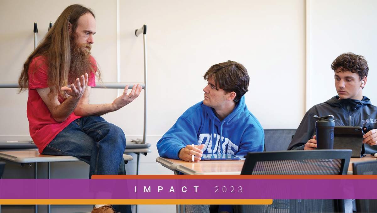 DukeAlumni's tweet photo. Professor Rann Bar-On has turned his classroom into a lab for developing new teaching models to help those who don’t yet speak math fluently conquer calculus and excel in STEM careers.

Read more: https://t.co/pkumTVeuyP

#DukeImpact @DukeU

📸: John West/Trinity Communications https://t.co/3F1eEg3LII