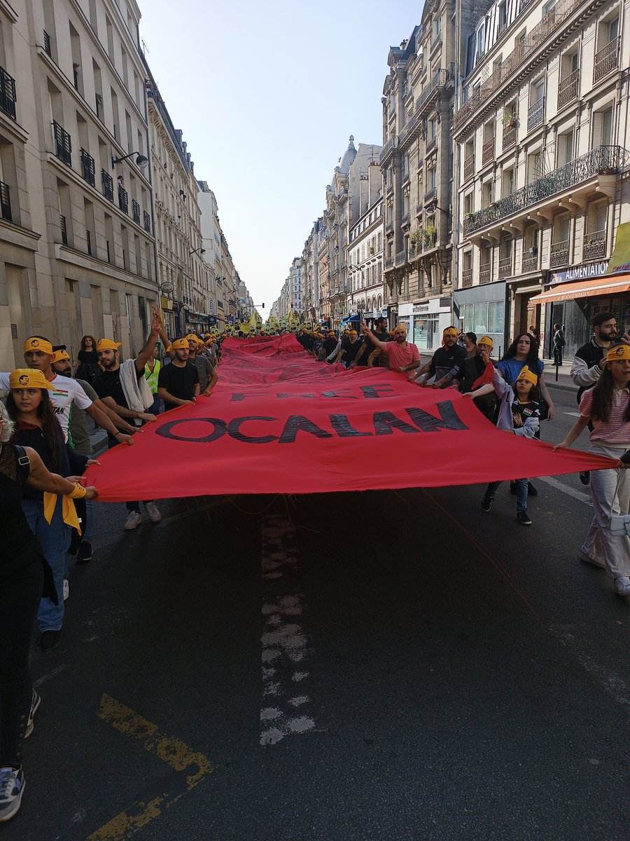 #Paris
#FreeOcalan
#DefendRojava