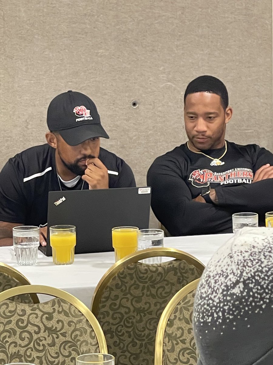 SparkyMcEwen1's tweet photo. The demand for PREPARATION is MANDATORY! Intelligence is POWER, and COACHING is a PRIVILEGEโฆ#SpotTheBall #LoyalSoldiers Ubuntu https://t.co/DnieHAyXsz