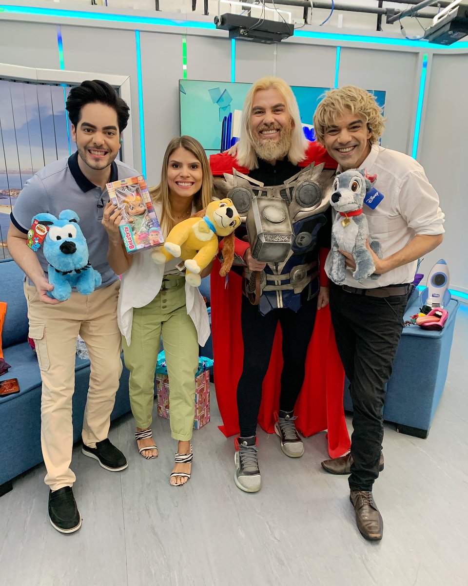 Michelitos79's tweet image. Fofoca , diversão e humor no #Sofazão do ➡️ @balancogeral !! Hoje temmmm !