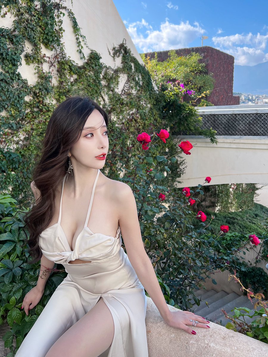 风吹进嘴里 都是甜甜的味道

#王馨瑶
#gymgirl 
#workout 
#photo 
#model 
#explore 
#amzing 
#beautifuldestinations https://t.co/LtYHjBDasZ