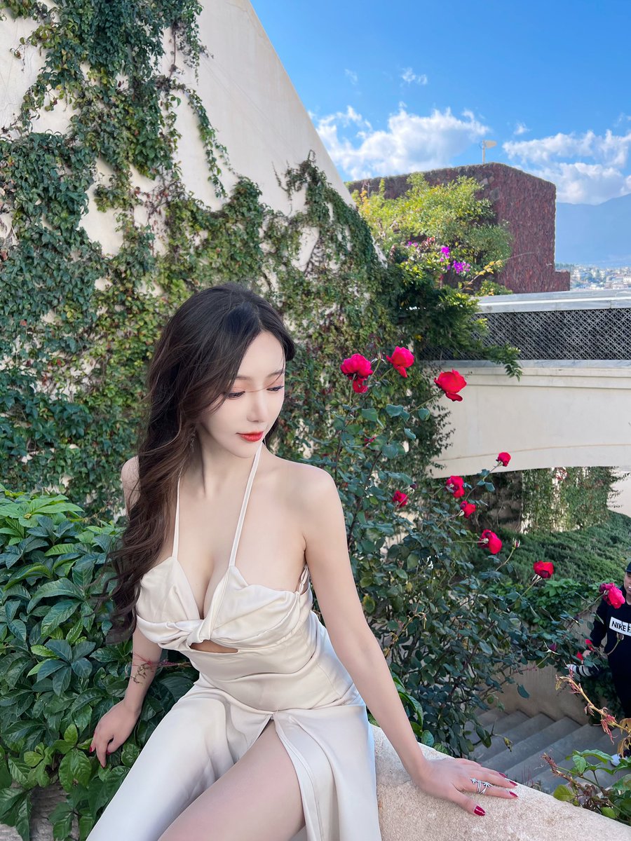 风吹进嘴里 都是甜甜的味道

#王馨瑶
#gymgirl 
#workout 
#photo 
#model 
#explore 
#amzing 
#beautifuldestinations https://t.co/LtYHjBDasZ