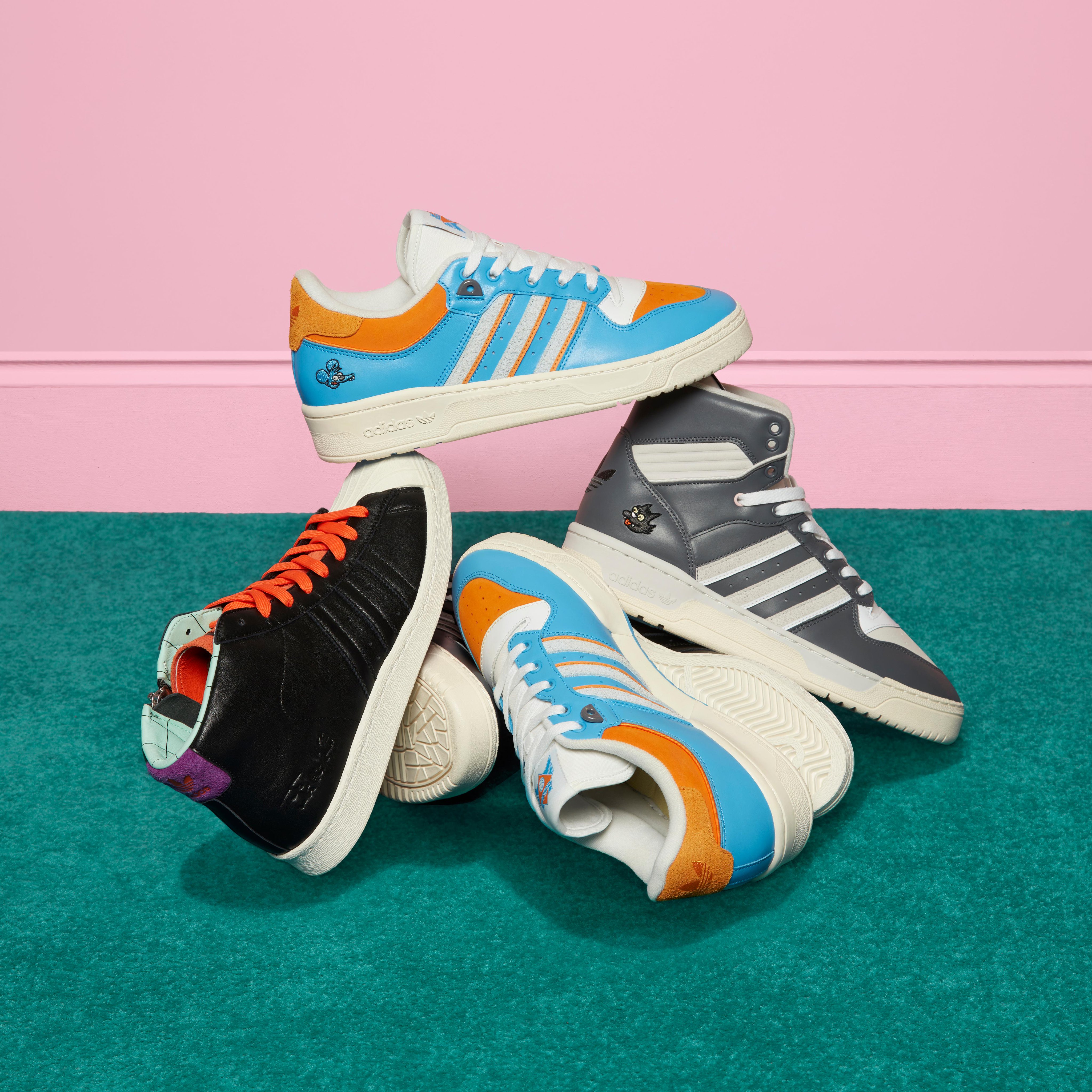 Champs sports adidas deals