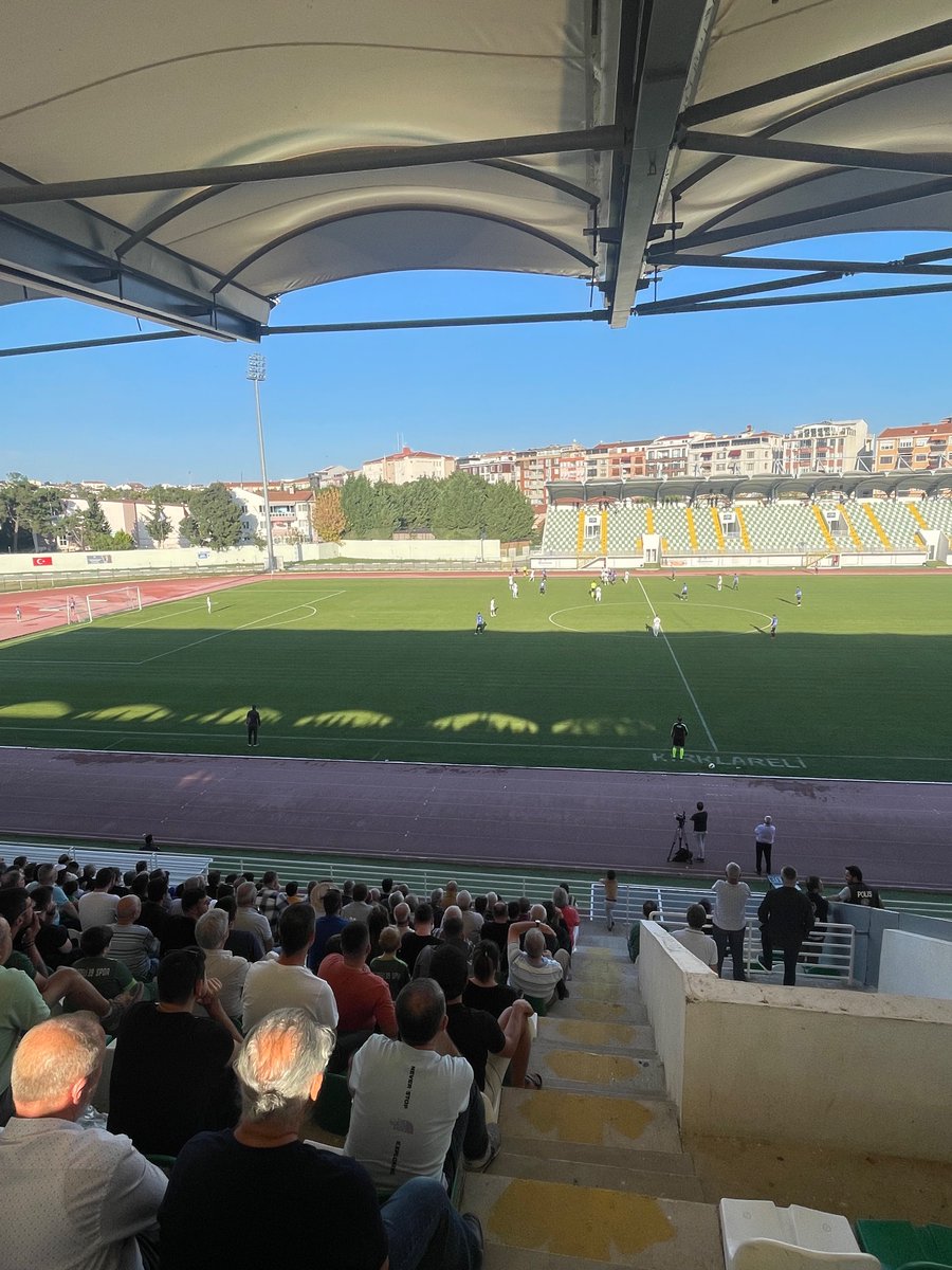 realist39's tweet photo. Bugün günlerden Kırklarelispor https://t.co/XxF1i5SZQs