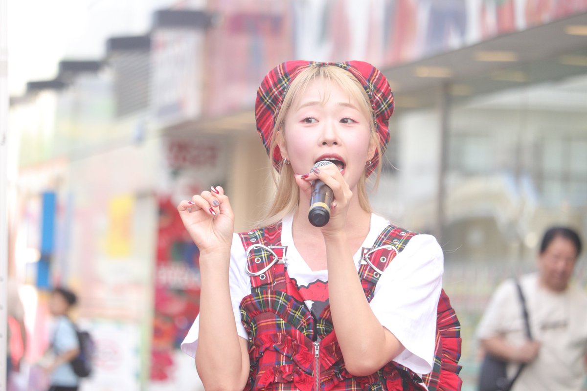 yuya_3m_yoito's tweet photo. 2023.09.24@永山フェスティバル_②
emiu ( @EMIUofficial )
麻鳥桃世🪿( @MatoriMomoyo )
#emiu
#emiu2023
#emiuと元気になるがいね
#アイドル
#ファインダー越しの私の世界
#撮影可能
#推しカメラ
#永山フェスティバル https://t.co/4UV59pDA5G