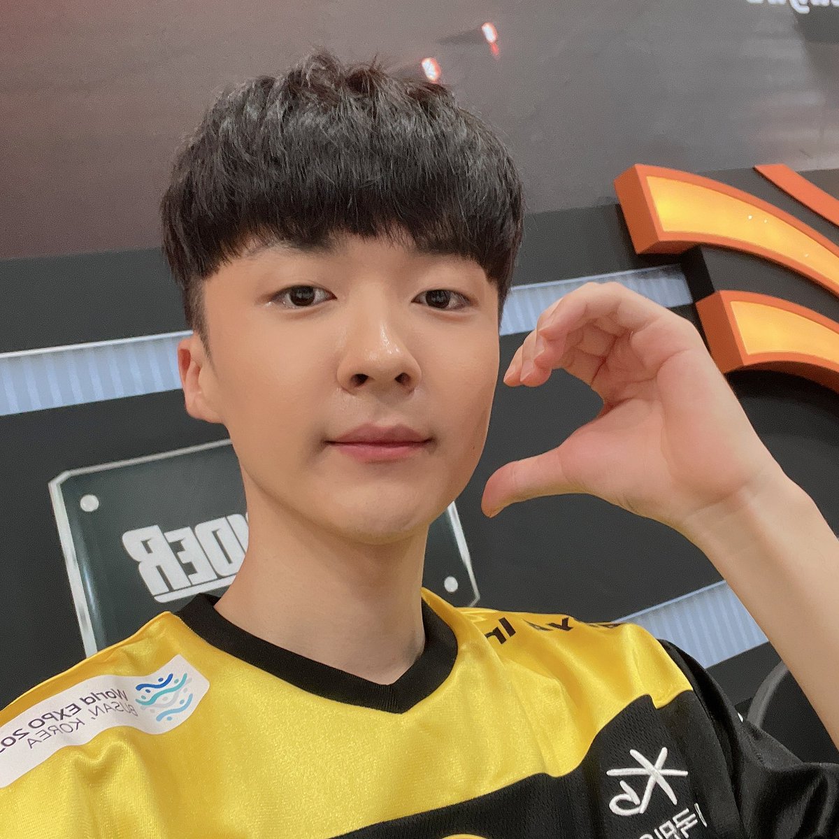hle_mogu's tweet photo. 10/7 vs 광동 개막전 팬미팅
#DALDDA #달따 #LSB_WIN https://t.co/c8SFFeg1je