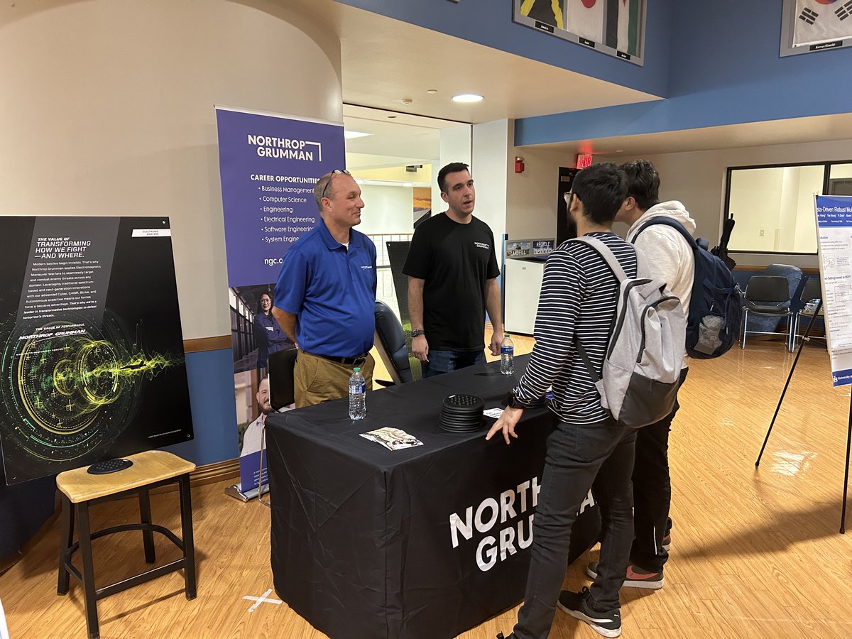 WirelessDay's tweet photo. Successfully held the 5th Buffalo Wireless Day yesterday. The event was kicked off at 8:30 AM at UB's Student Union with Dr. Alan Rae's opening remarks and the keynote speech by Dr. Alex Sprintson, followed by 10 invited talks and finally the poster/demo session. https://t.co/orX6R9ycrW