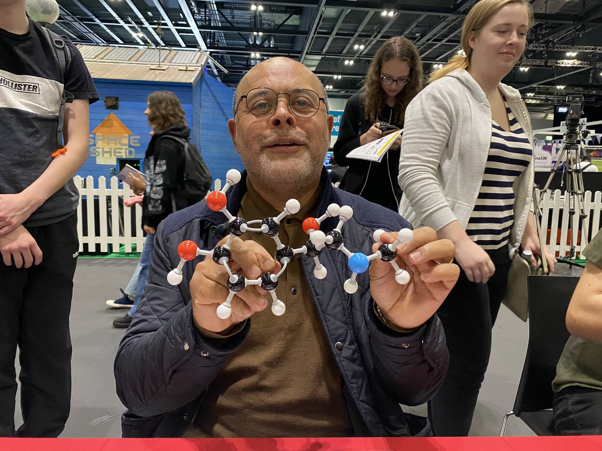 There’s adrenaline and then there’s adrenaline in 3D!!!  MDX making chemistry child’s play…..well let’s just say I needed an introduction!