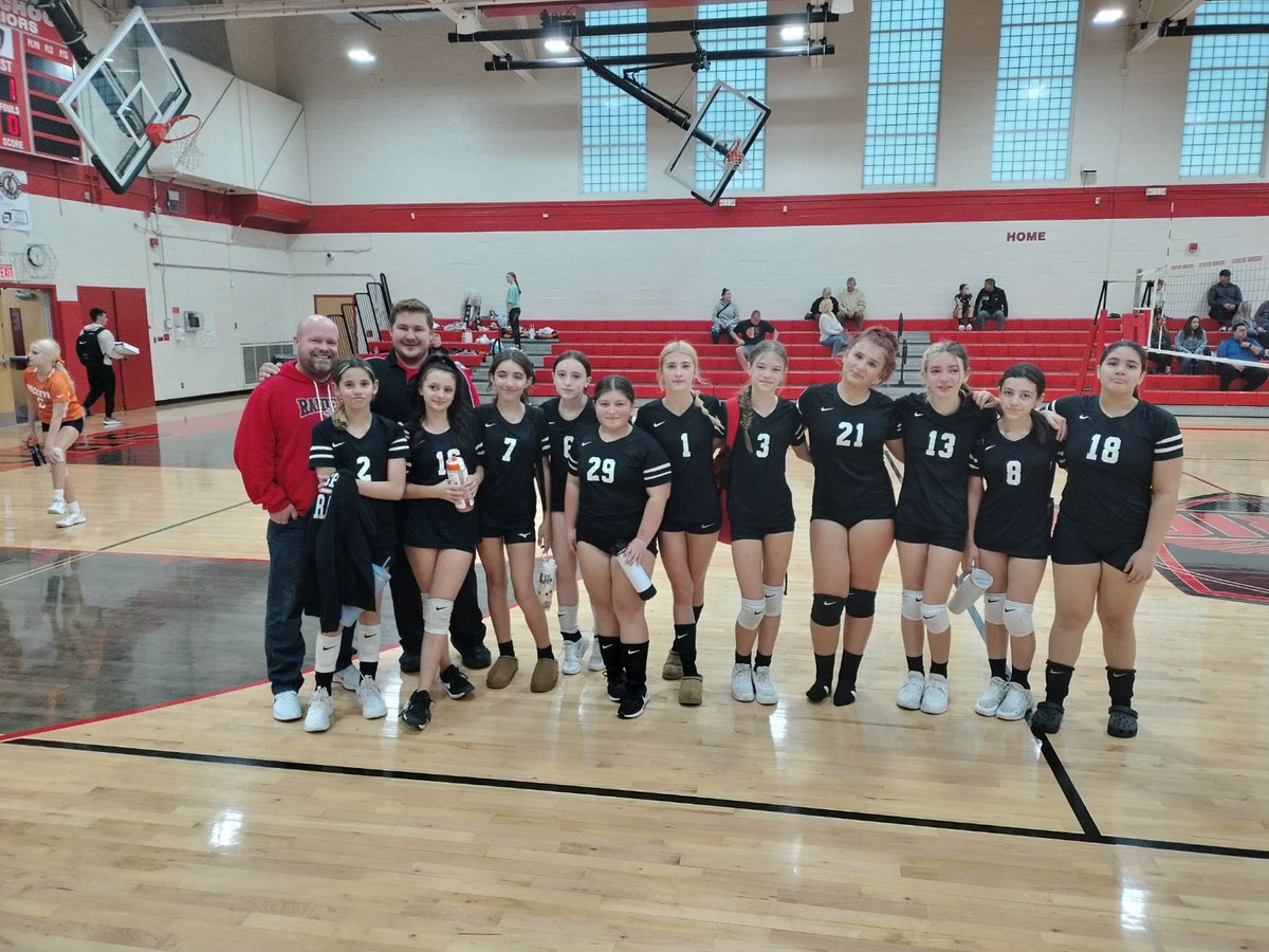 The seventh grade Raider volleyball season comes to an end with a first round loss to the  undefeated Westlake Demons. 

Thank you to everyone who supported us this year and saw the growth in our team as the season progressed. Until next year! 

#RaiderStrong