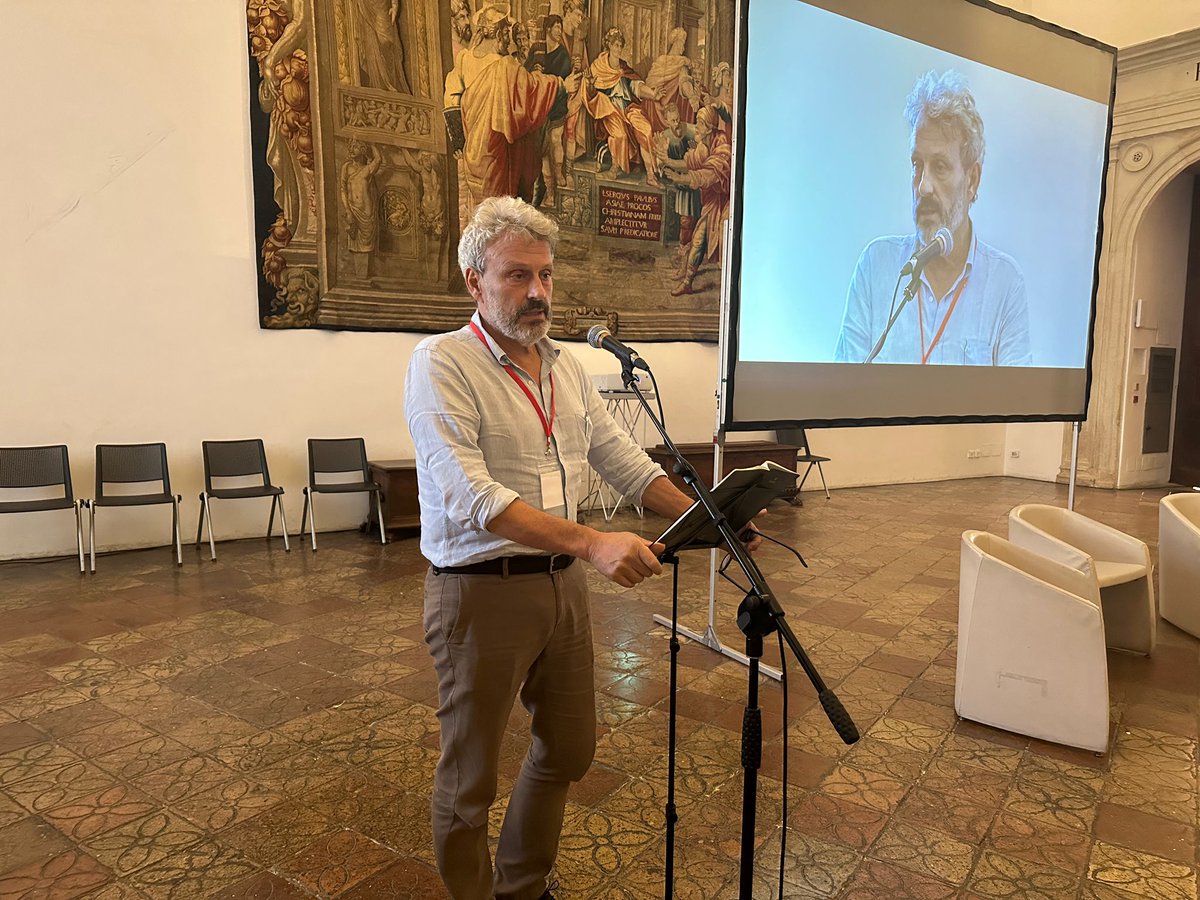 IlDucato's tweet image. . @VEParsi1 nella sua #lectio ha richiamato la figura di George Marshall. "Marshall ha posto l'accento sull'#educazione nella ricostruzione dell'Europa. Oggi invece dobbiamo spiegare agli europei perché dovremmo essere uniti nel continente"

@fgcult #fgcult23 #educazione #europa