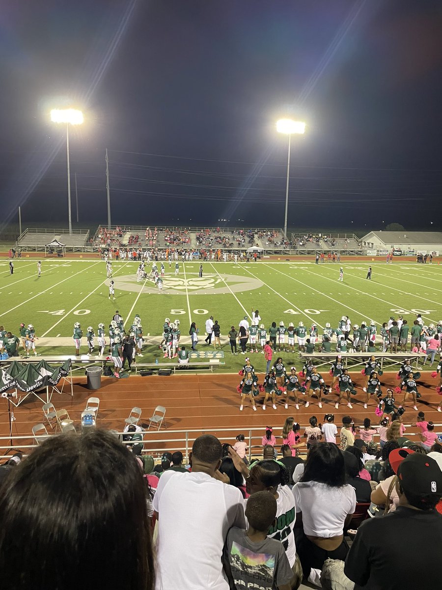 OlivierMallory's tweet photo. Once my kids always my kids! Proud teacher moment! #iberville #MovingForward #gogreendevils #shinebrightmsawknight @IbervilleSchool https://t.co/Wyrc3R4ZUw