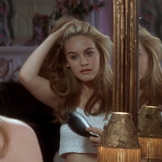 (ꪜ) (@thvwaist) on Twitter photo 