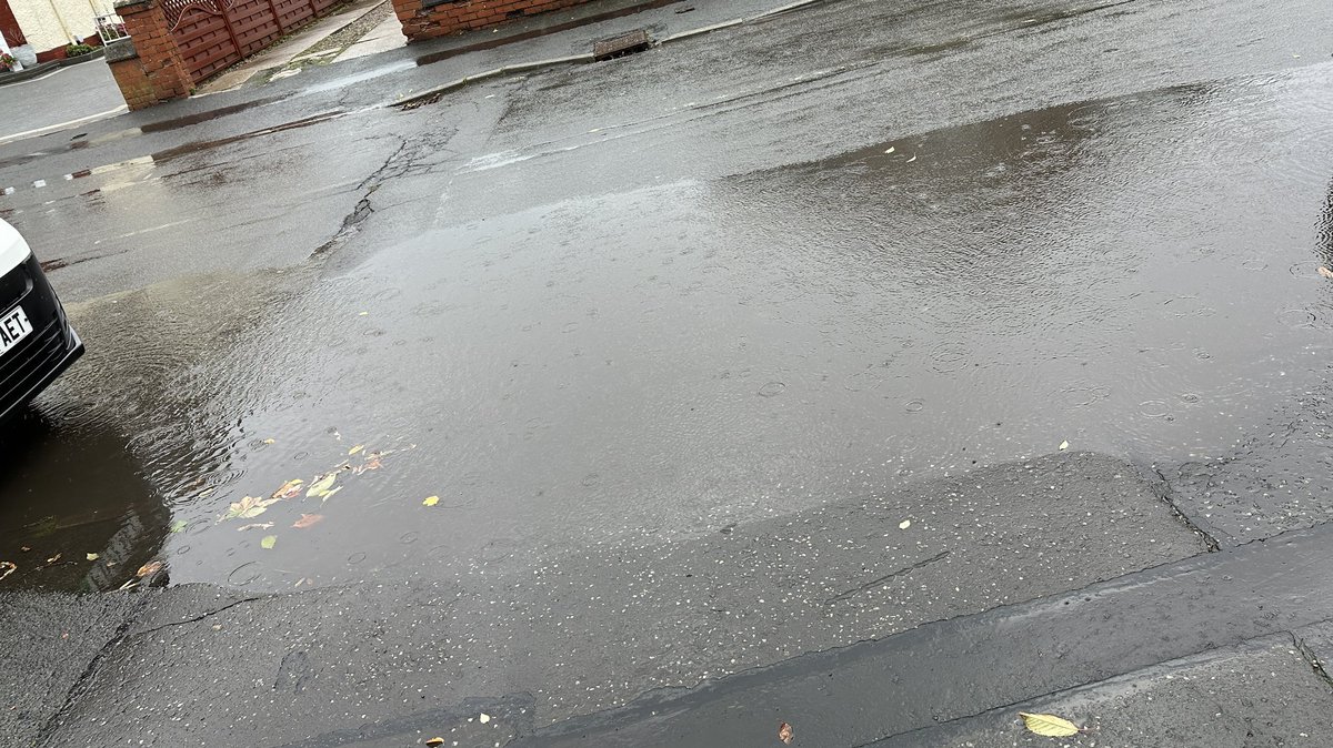 Brighter Baillieston (@bbaillieston) on Twitter photo Be careful at Maxwell Drive the flooding at the entrance to Garrowhill Community Centre <a href="/GlasgowCC/">Glasgow City Council</a> <a href="/AlexKerrSNP/">Alex Kerr</a> <a href="/Lalley4Labour/">Kevin Lalley</a> @CllrJohnDaly #baillieston #Garrowhill Be careful at Maxwell Drive the flooding at the entrance to Garrowhill Community Centre <a href="/GlasgowCC/">Glasgow City Council</a> <a href="/AlexKerrSNP/">Alex Kerr</a> <a href="/Lalley4Labour/">Kevin Lalley</a> @CllrJohnDaly #baillieston #Garrowhill
