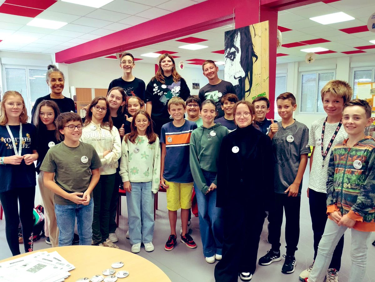 MARINA RJK tweet media