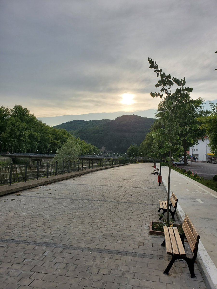 Gezdim,gördüm,sevdim..

#DoğaKentiULUS
#Bartın
#Ulus
#Karadeniz
#doğa
#manzara
#tatil
#gezi
#oksijen
#spor
#sahil 
#aşk
#kitap
#Türkiye
#Nature
#Natural
#NaturalBeauty
#NaturePhotography
#Travel
#travelphotography
#photography
#photo

Place: Turkiye, Bartın, Ulus