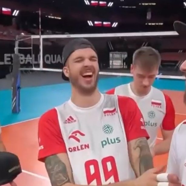 anielicaaa's tweet photo. Że my mielibyśmy nie awansować? #gangłysego https://t.co/uLfDh2QrZy