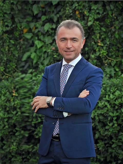 Afsiad1's tweet photo. Derneğimiz Üyesi Erkan Güral,  Cumhurbaşkanı Sayın Recep Tayyip Erdoğan 'ın katılımlarıyla bugün Ankara' da gerçekleştiren Ak Parti 4. Olağanüstü Kongresinde, Merkez Karar Yürütme Kurulu üyesi olarak yer aldı. 

SAYIN Erkan Güral'ı tebrik eder, yeni görevinde başarılar dileriz. https://t.co/dxfSlDj6AQ