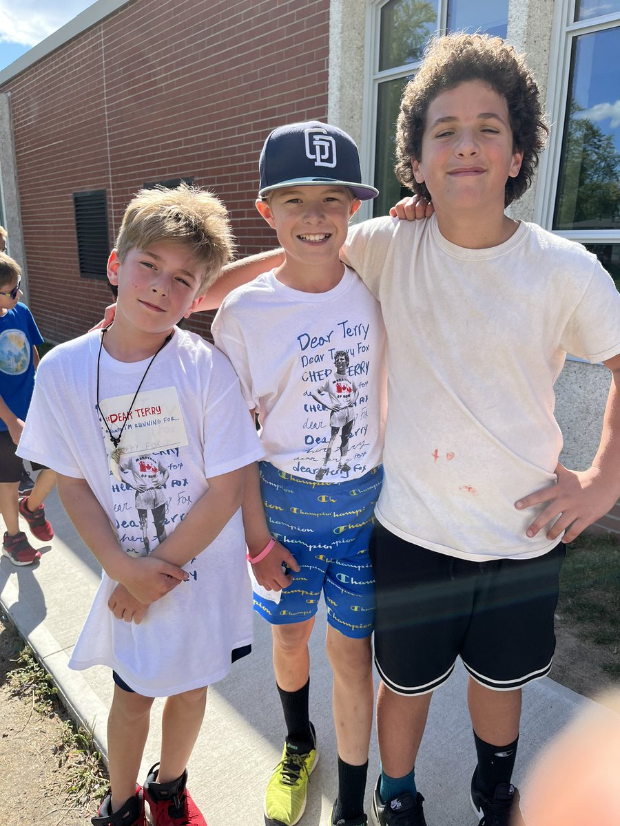 What a perfect day for our 2023 Terry Fox Walk &amp; Run! <a href="/GecdsbAmps/">AmherstburgEagles</a>