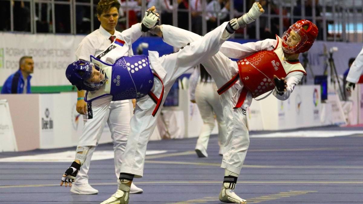 En nuestro último artículo del blog, exploramos cómo el #Taekwondo y las #ArtesMarciales pueden transformar tu vida en todos los aspectos. Desde la mejora física hasta la serenidad mental... ¡Hay mucho por descubrir! 😊 

escuelachosan.com/post/las-artes…