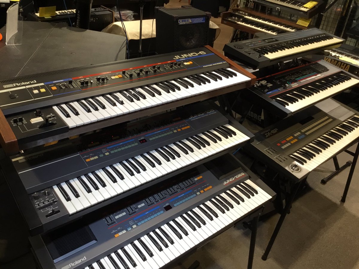 ishibashi_yoko's tweet photo. イシバシ楽器横浜店 #キーボードマート です。

本日は、Roland JUNO-106S と α JUNO-2(Alpha JUNO-2) の中古が入荷しました。
店頭は、ちょっとしたローランド祭りの様です。
商品ページはコチラから⬇️

https://t.co/oFPKfd7hpq

#roland
#JUNO106s
#αJUNO2 https://t.co/0cJerw25VL