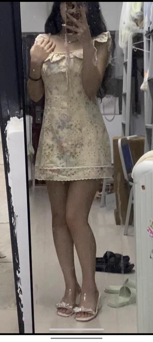 xiang04694996's tweet photo. 国庆宿舍一日游 https://t.co/EUSEeW9W19