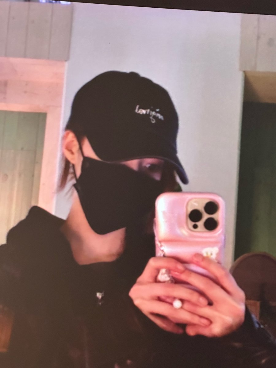 jmwtfeed's tweet photo. #JAEMIN #재민 #WINTER #윈터 https://t.co/oov2r8YMWM