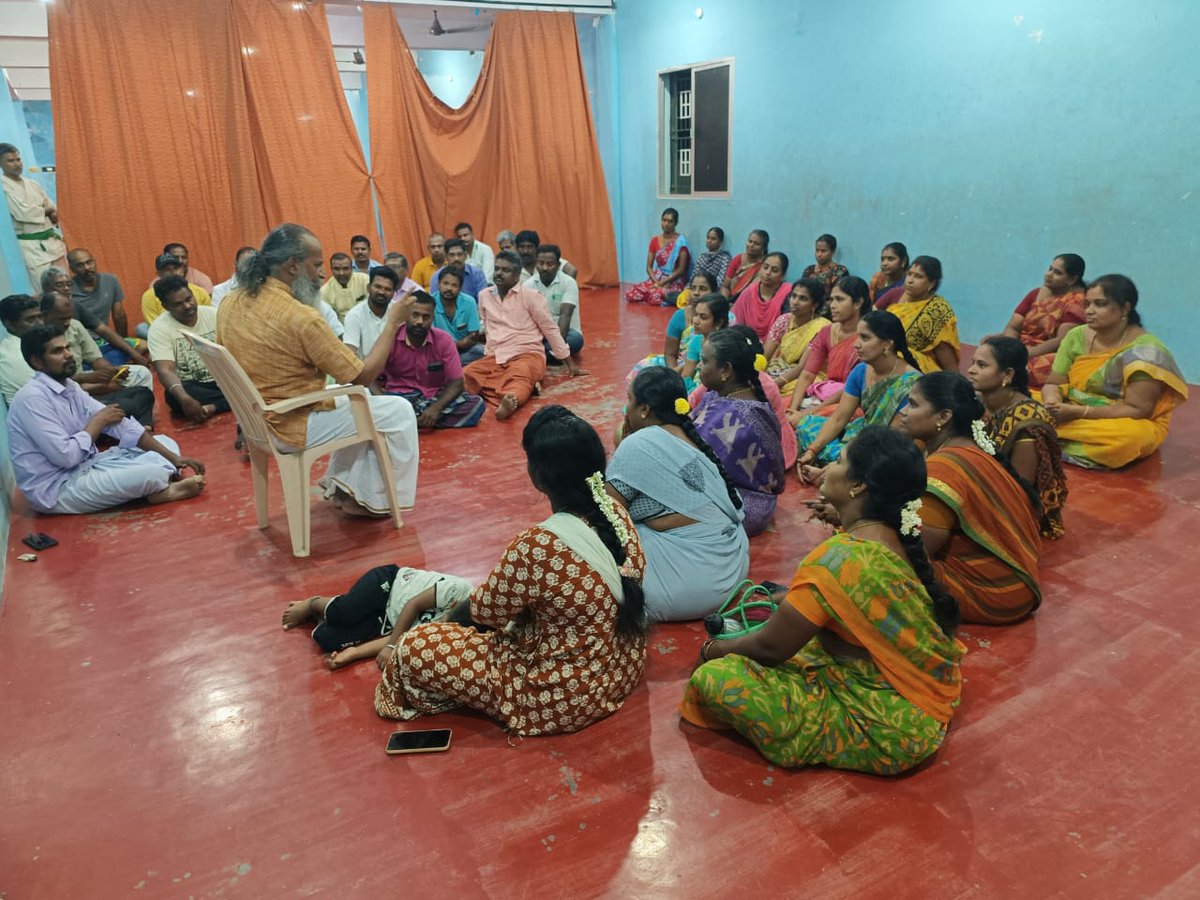 MahayogamF's tweet photo. திருப்புவனத்தில் ஜென்ஸ்கர் மாணவர்களின் பெற்றோர்களுக்கு மஹாயோக அறிமுக உரை திரு.@JRameshrishi1 அவர்களால் வழங்கப்பட்டது. இதில் சுமார் 50 க்கும் மேற்பட்ட பெற்றோர்கள் கலந்து கொண்டு பயன் அடைந்தனர்.

#Mahayogam #MaharishiG #Freeintro #Beyondlifescience #Energymedicinalyoga #Lifeeasy https://t.co/JkJAFbXmKf