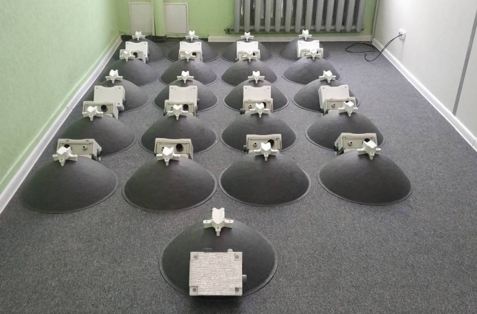 vorobyov's tweet photo. 3⃣ #Zvook, hardware & software system that analyses acoustics:
✅ to detect russian cruise missiles, drones, helicopters and fighter jets flying at low altitudes;
✅ uses machine learning to identify "true positives" among many sounds transmitted by hardware;
✅cost undisclosed. https://t.co/eYHF6zazeV