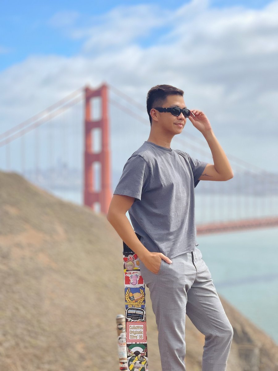 itsfranzz's tweet photo. “Keep searching for the colors when everything turns to gray.” https://t.co/Of3faOp71b