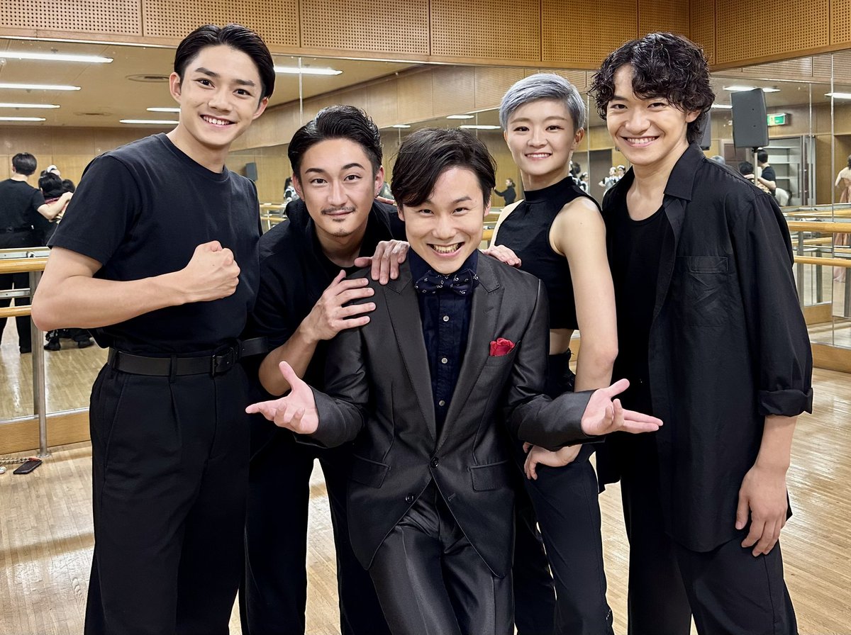 SeijiroHazama's tweet photo. 北九州に行っておりました❗️
11曲も歌わせて頂きました✨

1月27日もアクロス福岡にて再演が決定したようです。パ��ーアップして帰って参りたいと思います。

とても楽しかったです！
ありがとうございました〜❗️ https://t.co/glR0p3iUte