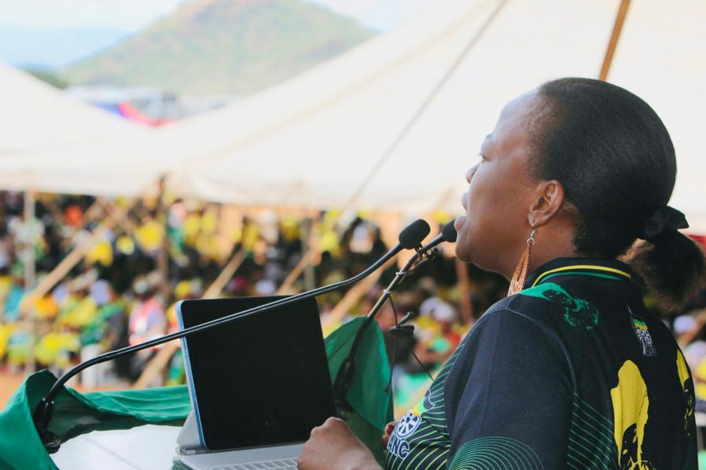 MaropeneRamo's tweet photo. Since the launch of the #2019ANCManifestoReview, the PMER has worked to facilitate engagements through provincial & regional structures of the @MYANC & its leagues.
Together with the people, we aim to ensure a continuous program of creating a better life.
#ANCAtWork
#PMER https://t.co/wWKkIdOzsv