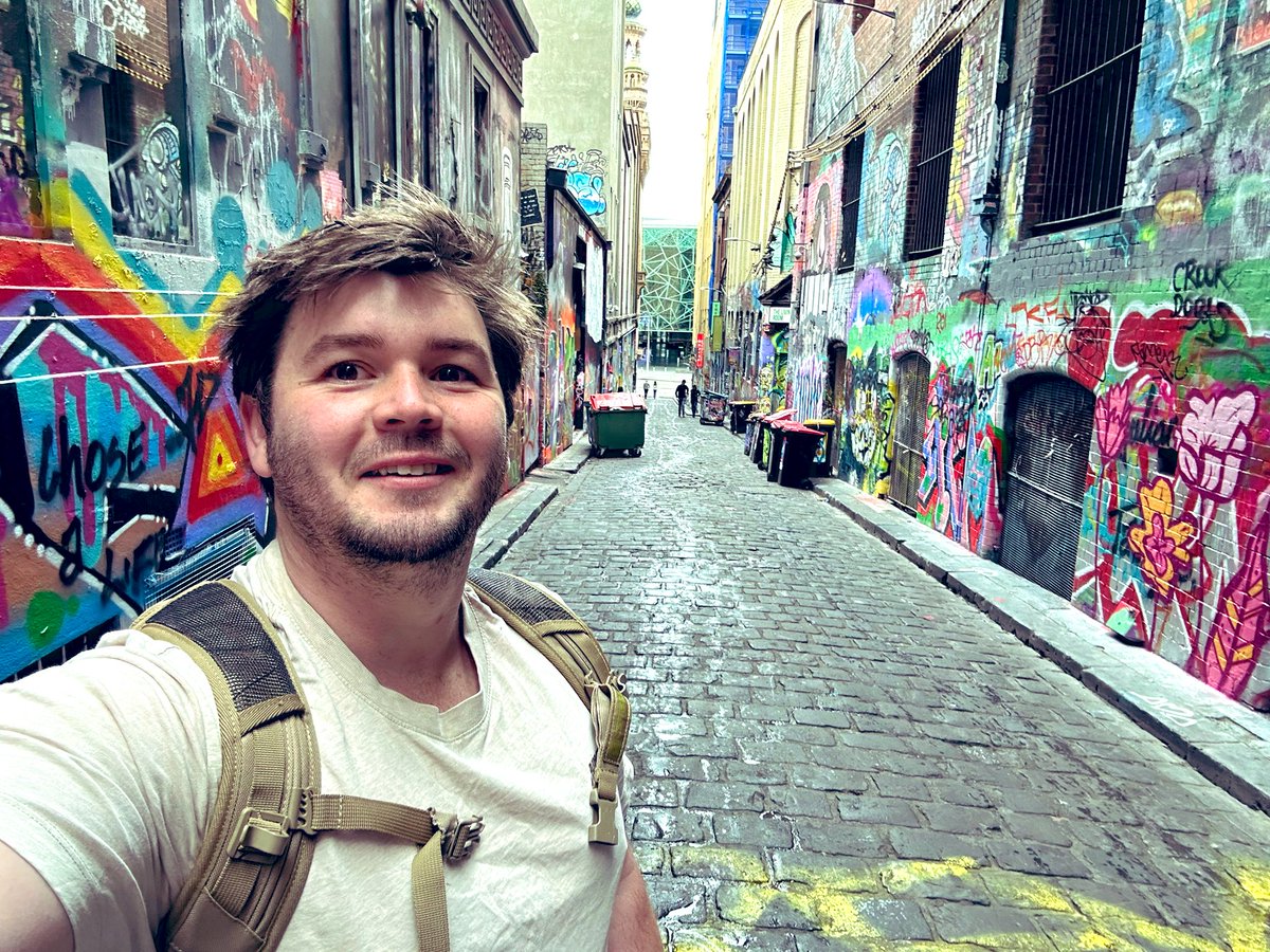 Gamer_Blak3's tweet photo. Always love walking through #hosierlane on my way to #PAXAus2023 #daddoespax https://t.co/fEGwE8HdxK