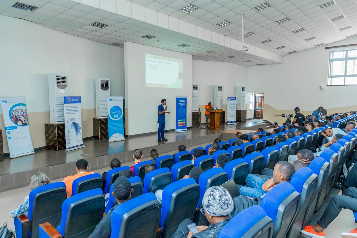 GdgKigali's tweet photo. 🥳DevFest Kigali 2023 happeniiiiiiing now.....

#GDGKigali #DevFestKigali #DevFest2023  #DevFestKigali23 https://t.co/EcaOBPoxaB