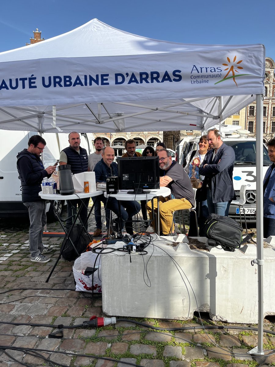 #Arras 
Championnat du monde de la frite. Ici 12/13 en direct ⁦<a href="/F3nord/">France 3 Nord Pas-de-Calais</a>⁩ ⁦<a href="/F3Picardie/">France 3 Picardie</a>⁩ Émission spéciale “carnets de frite” à 15h 35 en ⁦<a href="/VilleArras/">Ville d'Arras</a>⁩ <a href="/F3Regions/">France 3 Régions</a>⁩ ⁦<a href="/andrefaucon/">André Faucon</a>⁩ ⁦<a href="/JacquesPate/">PATE JACQUES</a>⁩ ⁦<a href="/PhilMartinetti/">Philippe Martinetti</a>⁩ ⁦<a href="/hautsdefrance/">Région Hauts-de-France</a>⁩