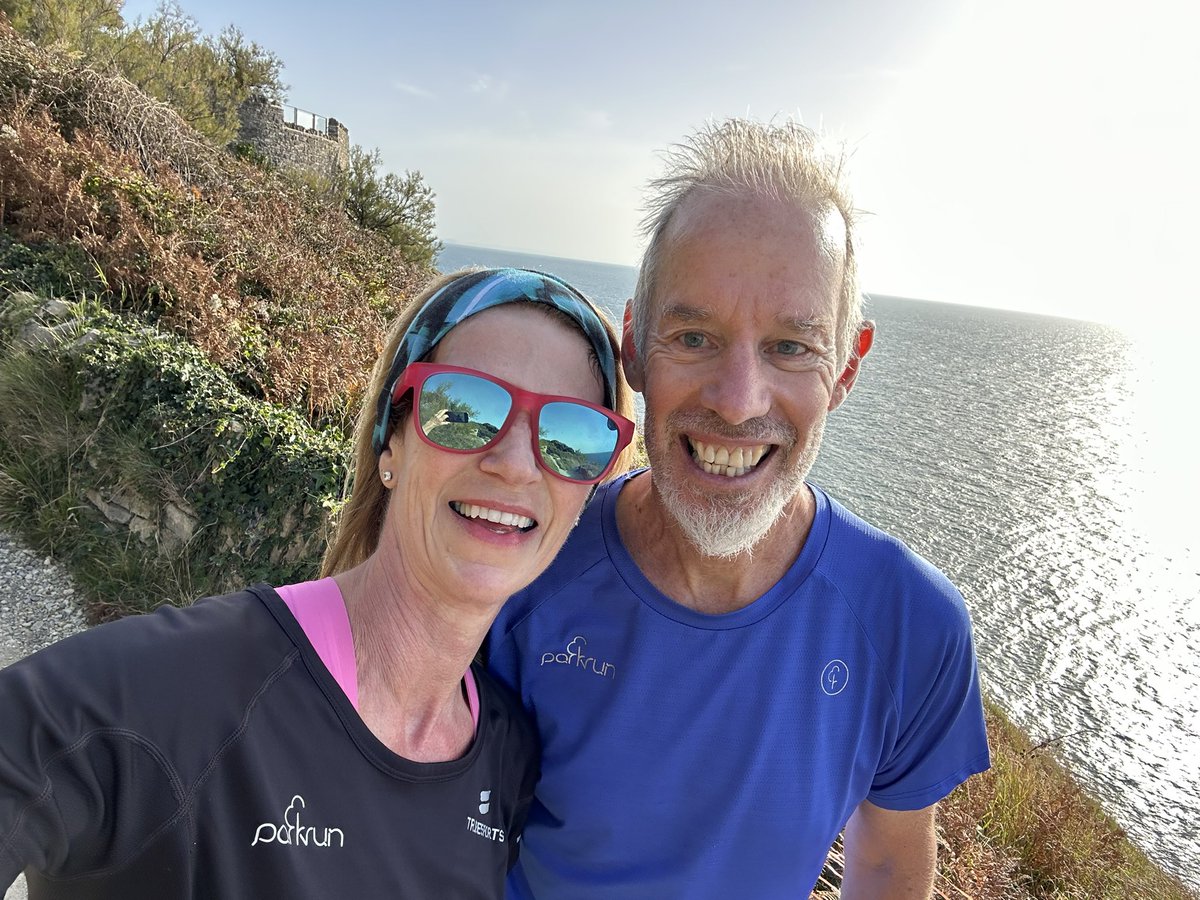 AllySalisbury's tweet photo. Happy parkrun day! @PSH_A1674 https://t.co/XzlA0HFFSG