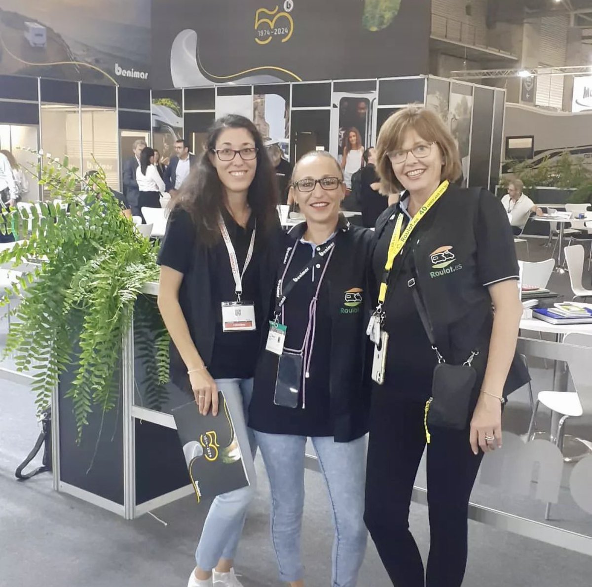 roulotcaravanas's tweet photo. 🚐 Todo listo y con nuestra mejor sonrisa en el #SalónCaravaning de #Barcelona
Os esperamos en el Stand de #benimar https://t.co/oKg1DEy7YU