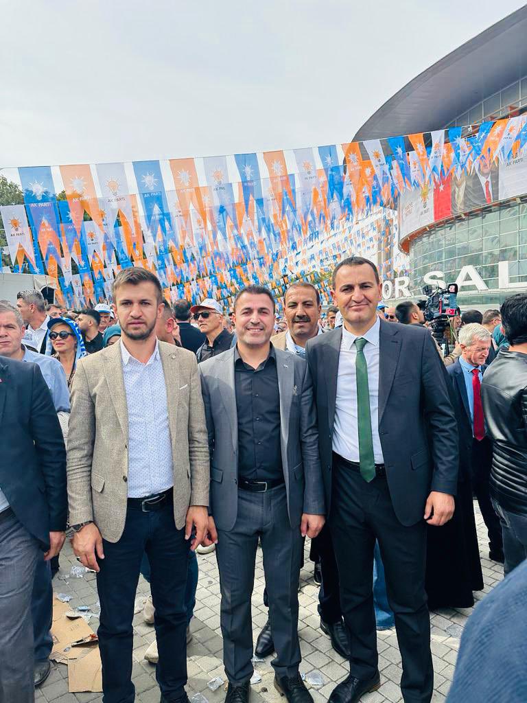 FatiharslanAK30's tweet photo. Genel Başkanımız Sayın @RTErdogan liderliğinde #Yüksekova ilçe başkanı olmaktan onur duyduğum @Akparti’mizin kongresini takip ediyoruz…
Rabbim hayırlara vesile etsin… https://t.co/nthWViqmaQ