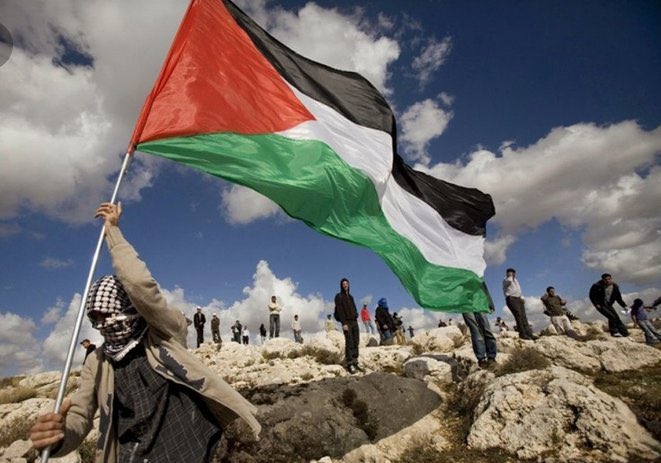 __H____N__'s tweet photo. براً و جواً و بحراً
7 أكتوبر 2023 - غزة بطوفانها المرعب ❤️🇵🇸
#طوفان_الاقصي إذا ضربت فأوجع ،، إن العاقبة واحدة 🤍💪🏻 https://t.co/SzTL7aJ8W2