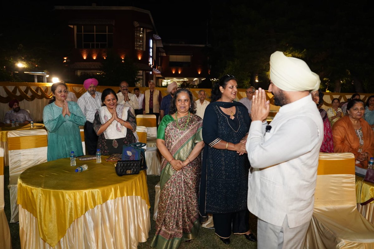 satnamsandhuchd's tweet photo. The Rotary Club Chandigarh's Thanksgiving event evolved into an engaging and heartfelt gathering, where we not only rejoiced in our nation's triumph but also appreciated the visionary leadership of PM @narendramodi Ji and his remarkable achievements over the past nine years. It was a moment of immense pride as I shared the inspiring story of 22 dedicated Chandigarh University students who proudly represented our nation on the grand stage of the #AsianGames.
@PMOIndia @India_AllSports