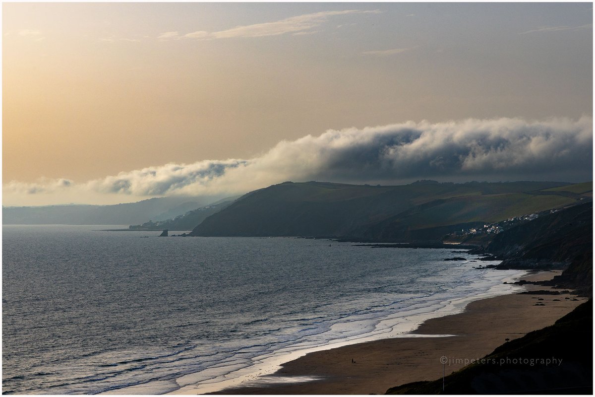Looe Directory (@looedr) on Twitter photo Tregantle beach, Portwrinkle, long stone, Downderry and a cloud. Tregantle beach, Portwrinkle, long stone, Downderry and a cloud.