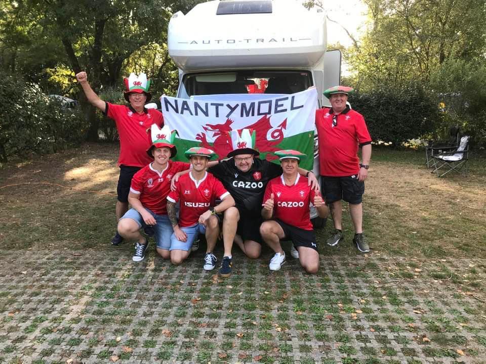 NantymoelR's tweet image. Good to see club members out in France cheering @WelshRugbyUnion boys on #rugbyworldcup2023 #calon